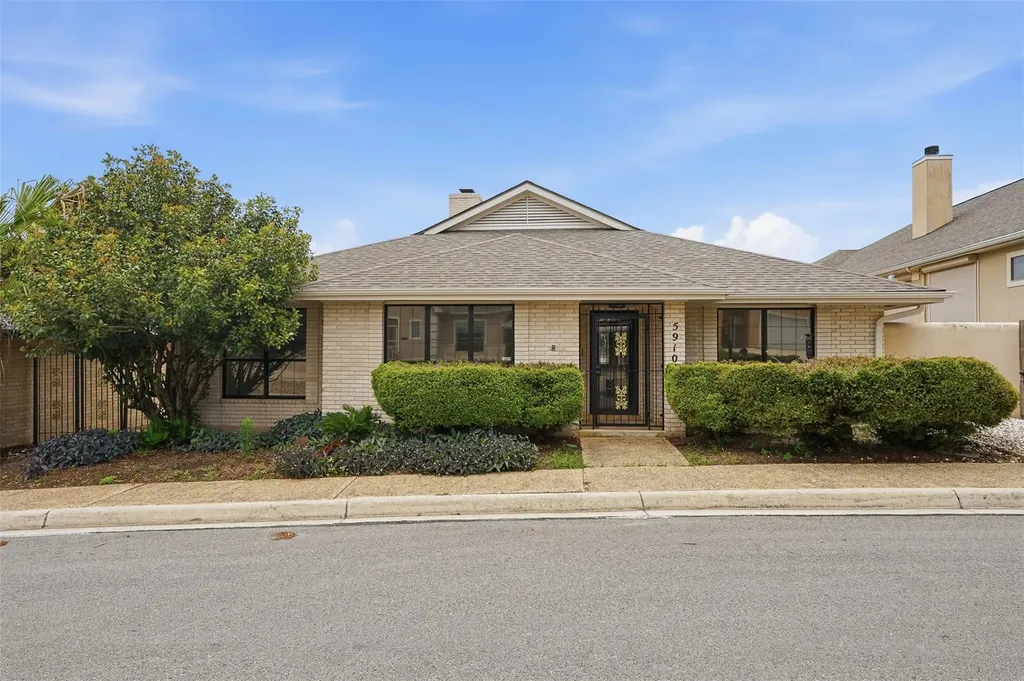 5910 Crescent Falls Windcrest TX 78239