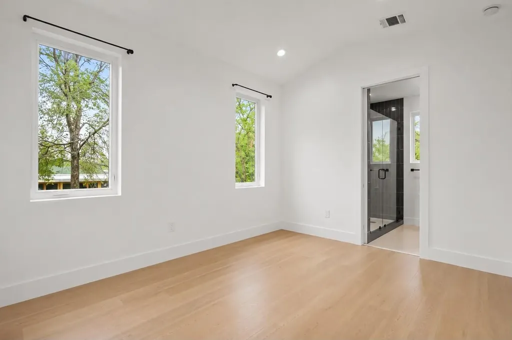 2919 E 13th Street Austin TX 78702