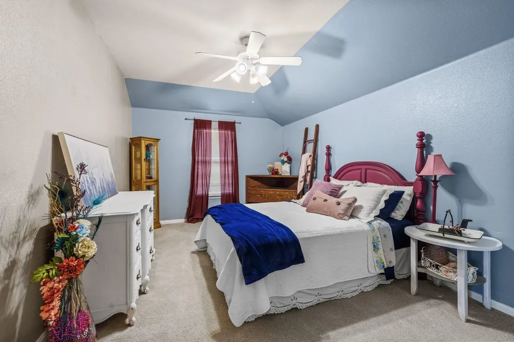 1114 Calistoga Drive Leander TX 78641