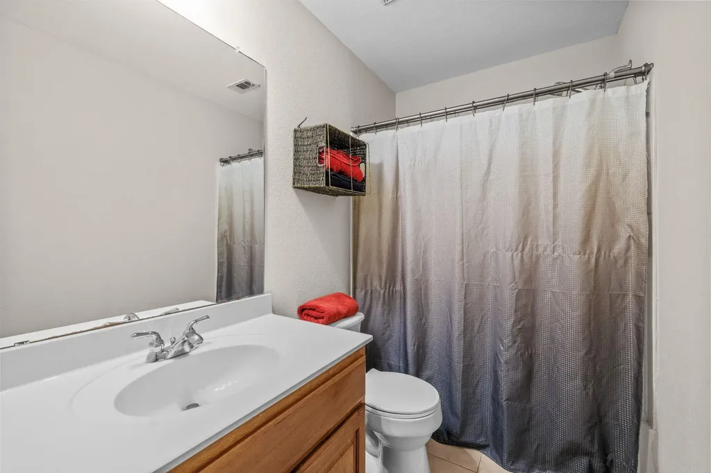 1114 Calistoga Drive Leander TX 78641