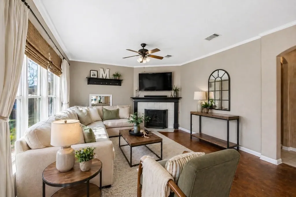 1114 Calistoga Drive Leander TX 78641
