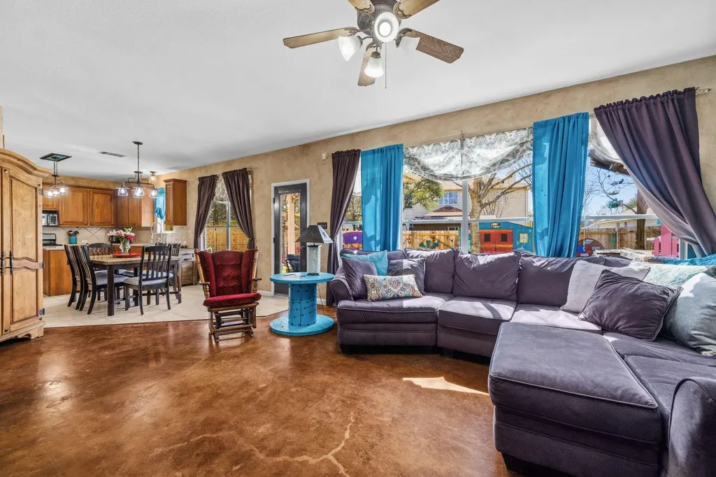 1114 Calistoga Drive Leander TX 78641