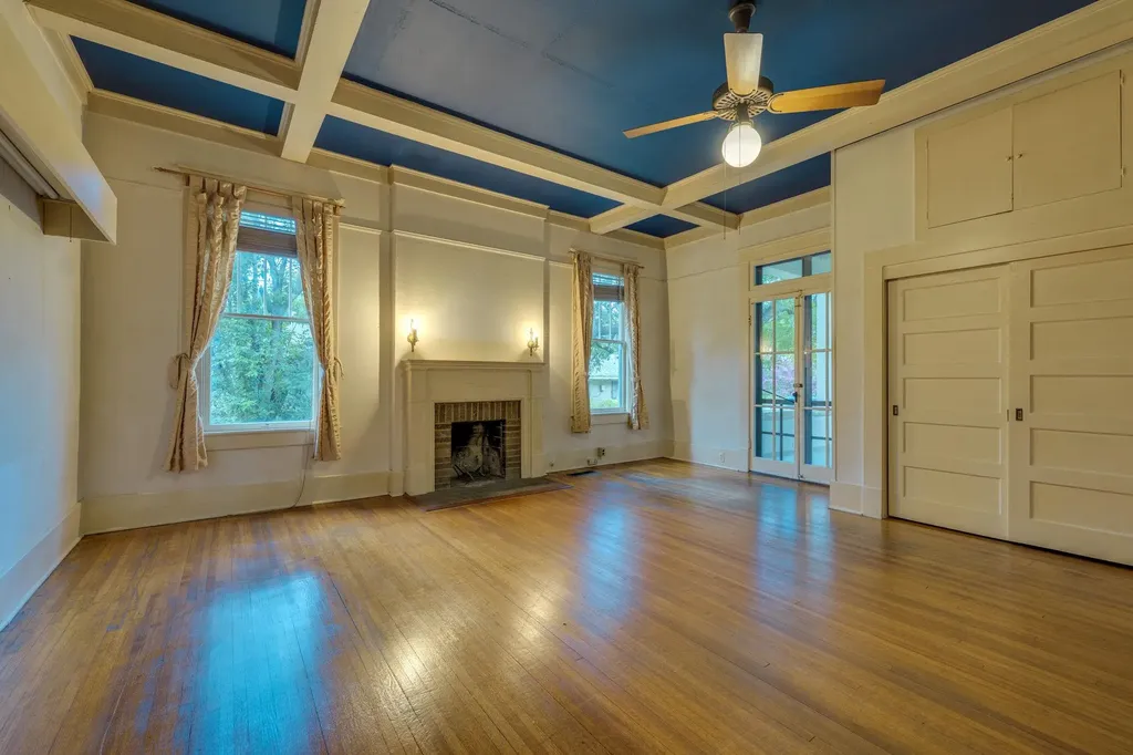 614 W 32nd Street Austin TX 78705