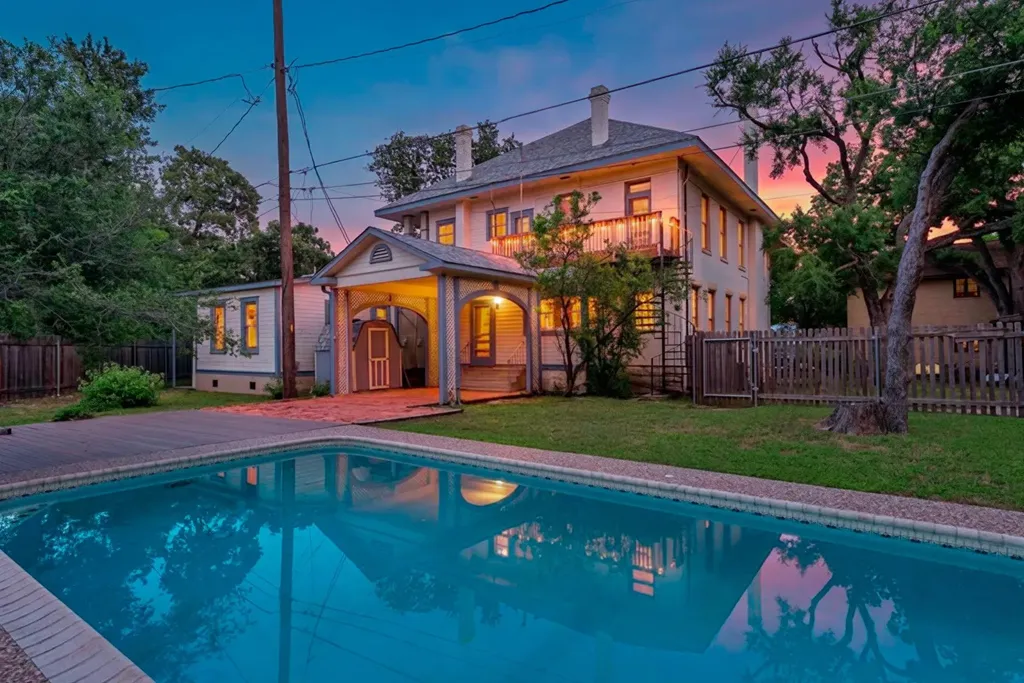 614 W 32nd Street Austin TX 78705