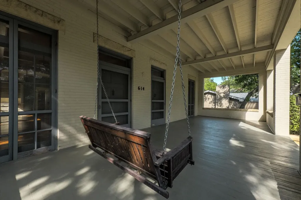 614 W 32nd Street Austin TX 78705