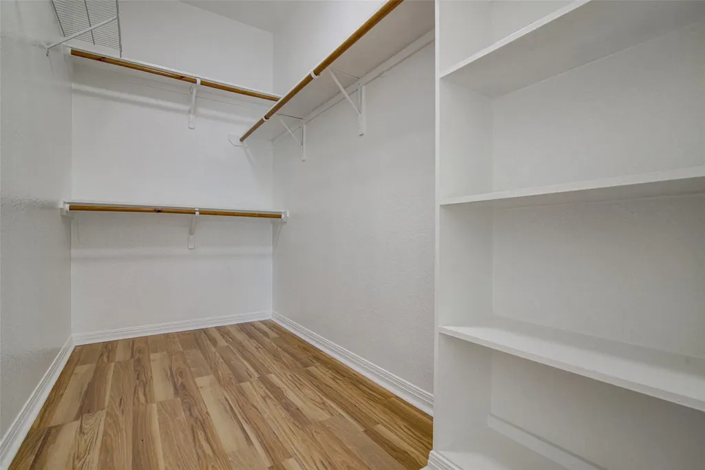 1122 Mansell Avenue Austin TX 78721