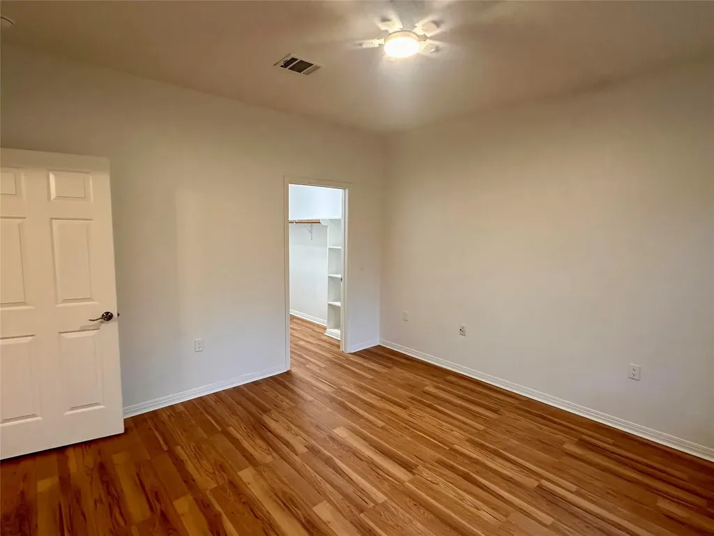 1122 Mansell Avenue Austin TX 78721