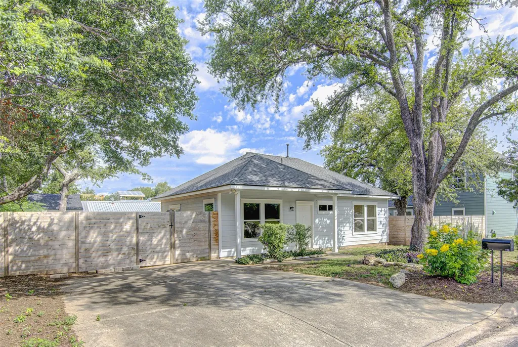 1122 Mansell Avenue Austin TX 78721
