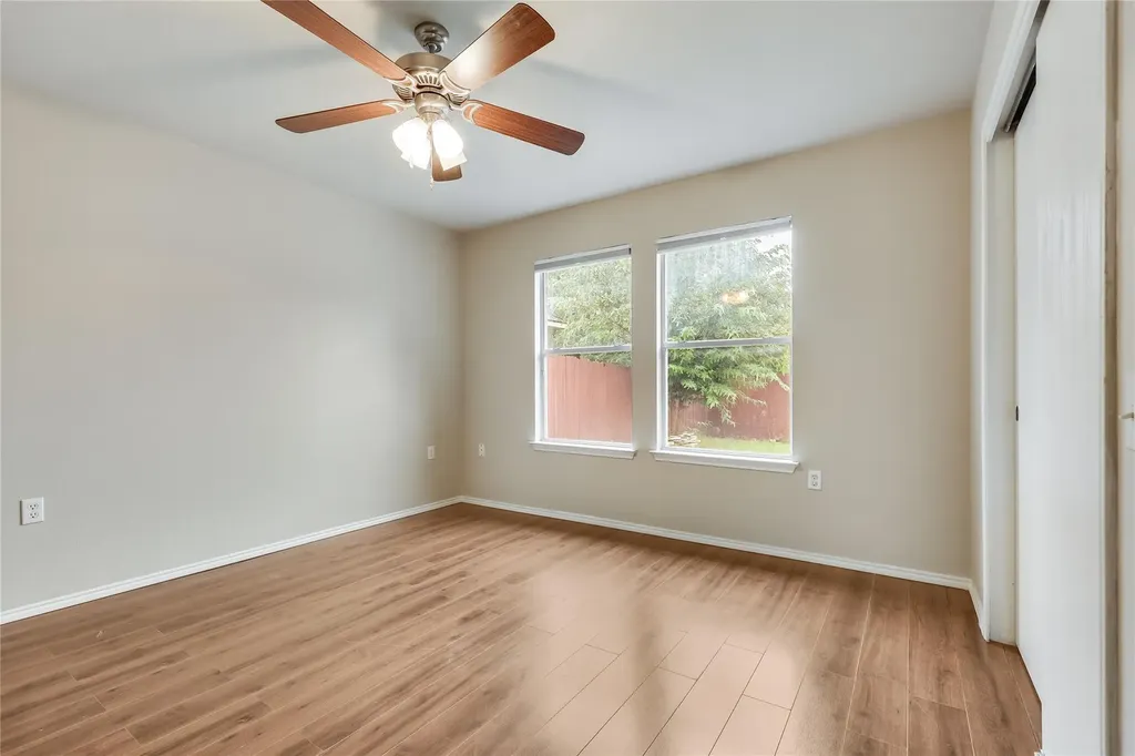 9005 Elfen Cove Austin TX 78724