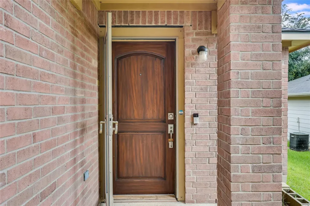 9005 Elfen Cove Austin TX 78724