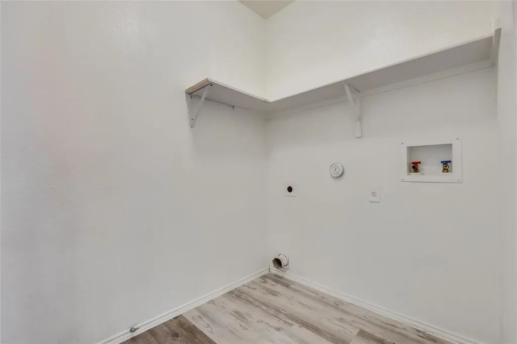 9005 Elfen Cove Austin TX 78724