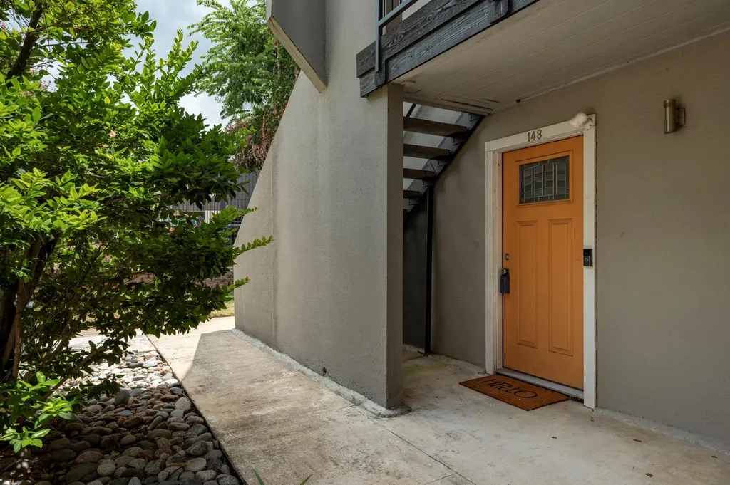 935 La Posada Drive Austin TX 78752