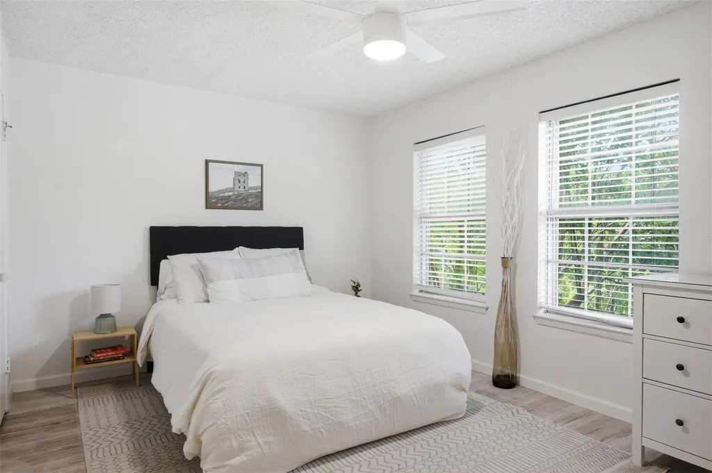739 E Oltorf Street Austin TX 78704