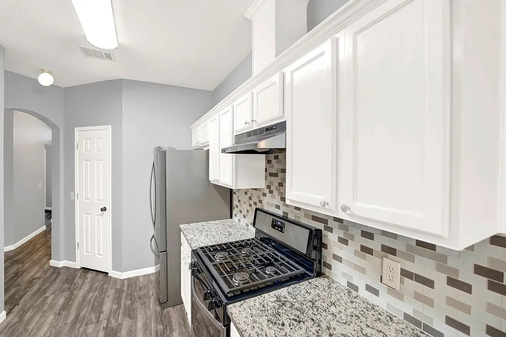 140 Riley Cove Kyle TX 78640