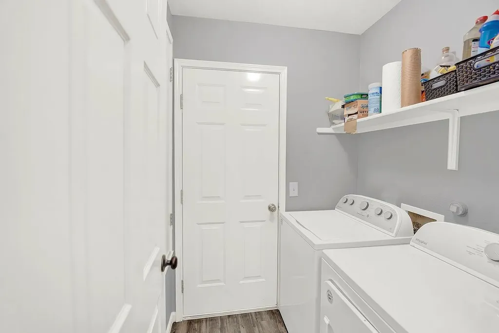 140 Riley Cove Kyle TX 78640