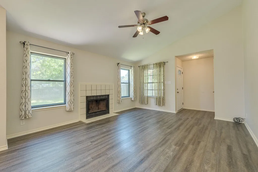 1506 Ashwood Court Round Rock TX 78664