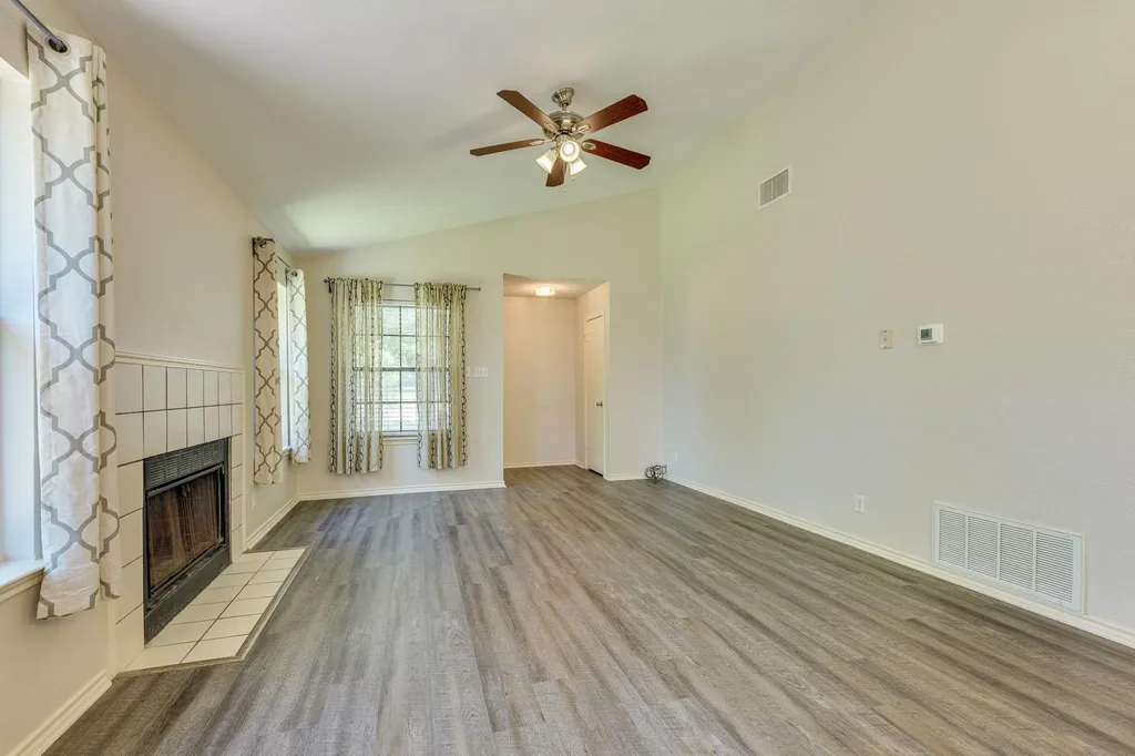 1506 Ashwood Court Round Rock TX 78664