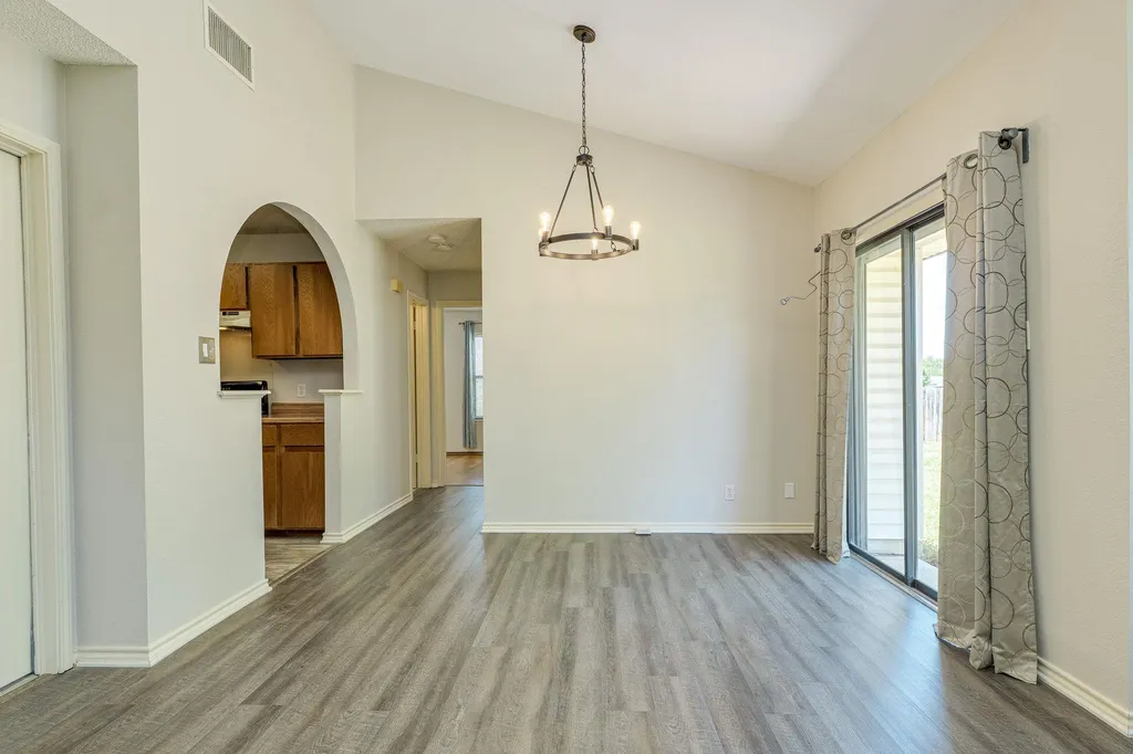 1506 Ashwood Court Round Rock TX 78664