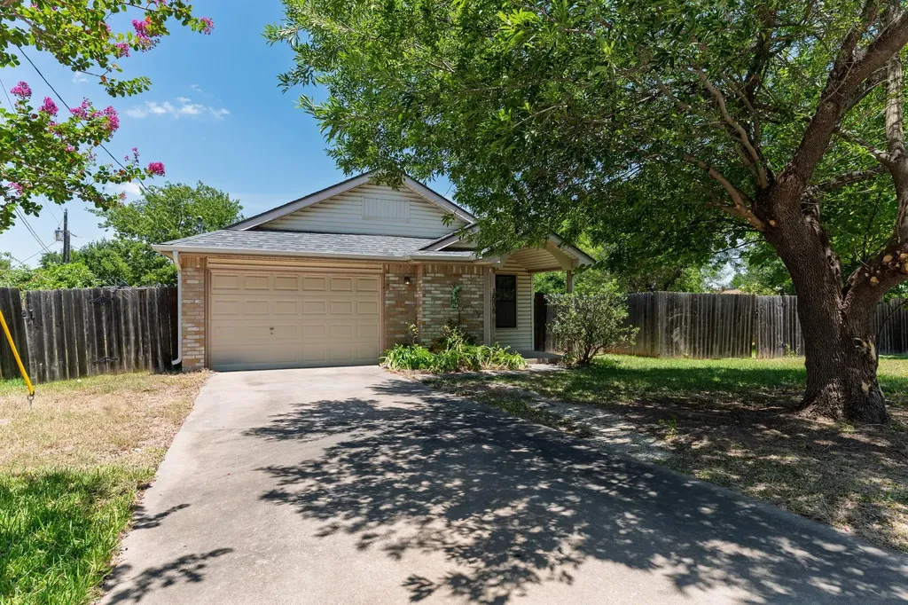1506 Ashwood Court Round Rock TX 78664