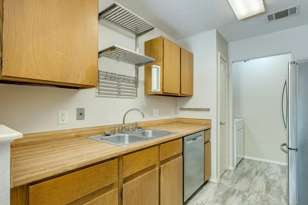 1506 Ashwood Court Round Rock TX 78664