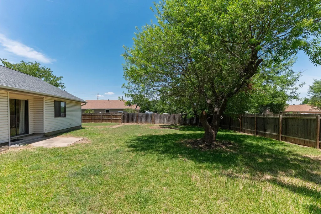 1506 Ashwood Court Round Rock TX 78664