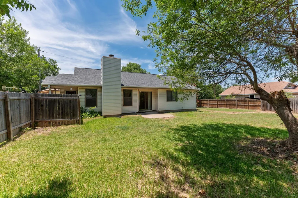 1506 Ashwood Court Round Rock TX 78664