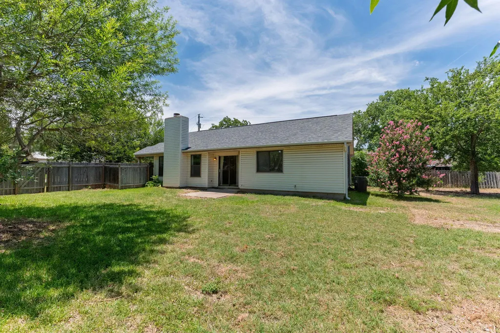 1506 Ashwood Court Round Rock TX 78664