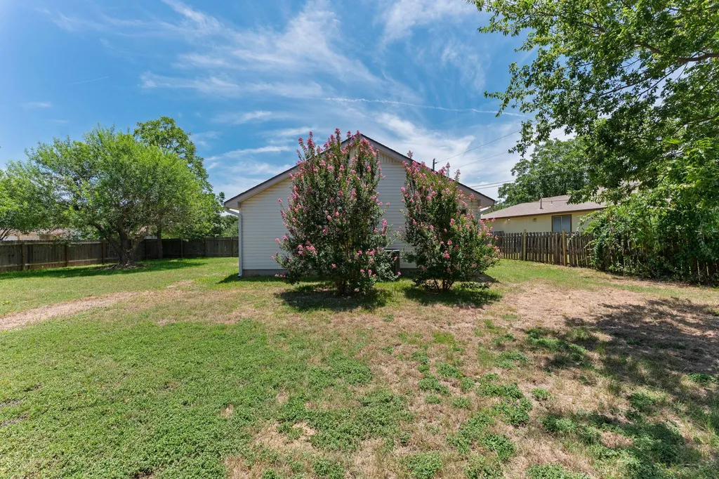 1506 Ashwood Court Round Rock TX 78664