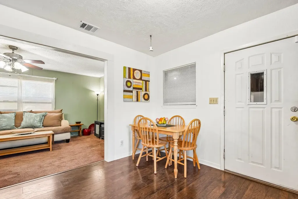 101 Brown Street Elgin TX 78621