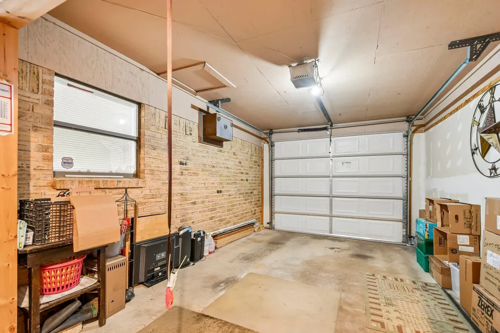101 Brown Street Elgin TX 78621
