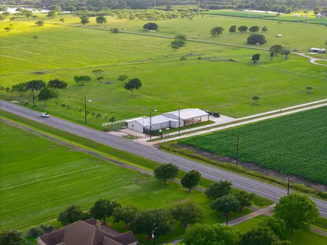 5523 Ehrman Lake Lane Wallis TX 77485