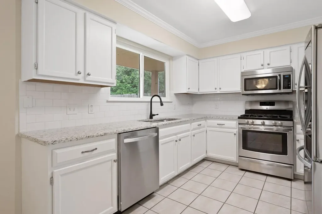 15414 Ecorio Drive Austin TX 78728