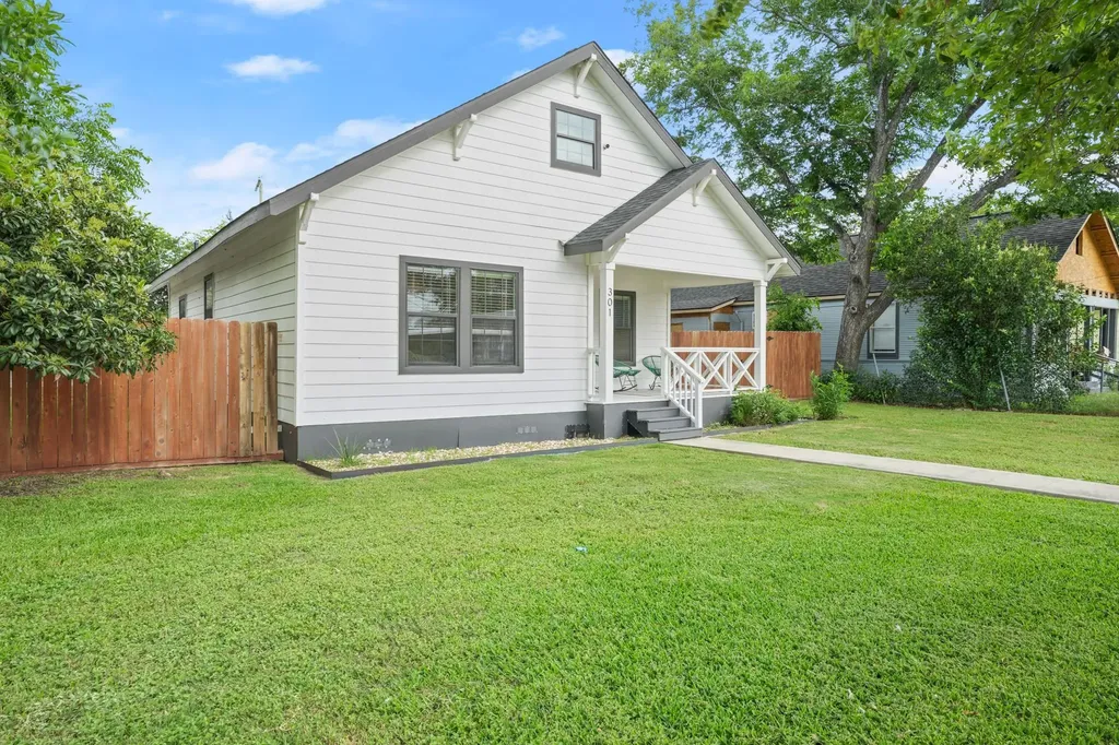301 Old Thorndale Road Taylor TX 76574