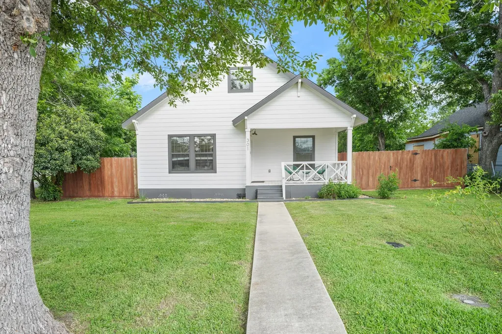 301 Old Thorndale Road Taylor TX 76574