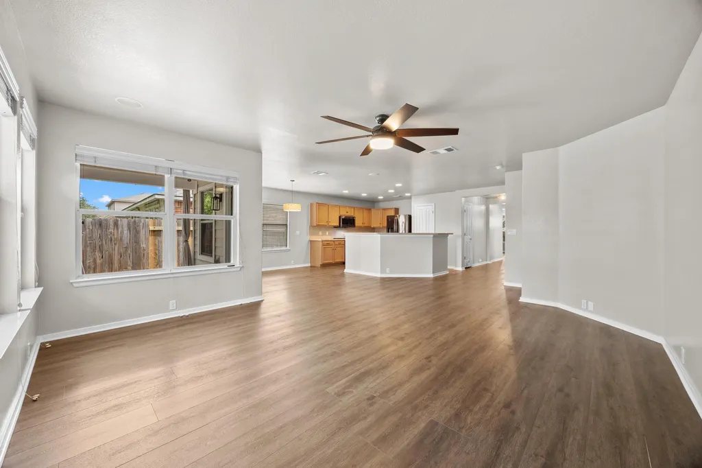 785 Kingfisher Lane Leander TX 78641
