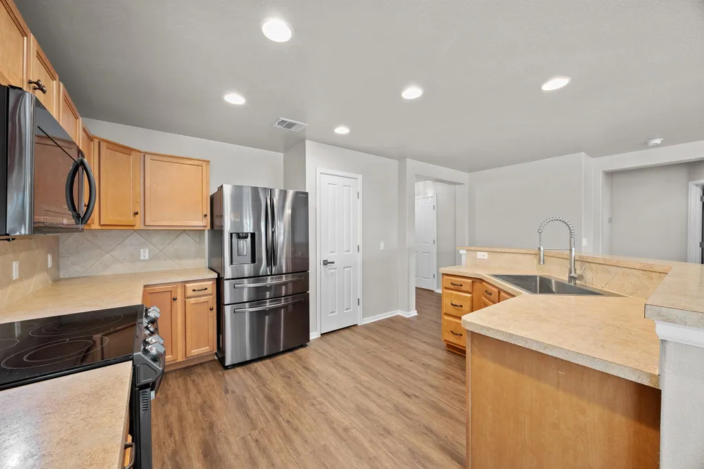 785 Kingfisher Lane Leander TX 78641