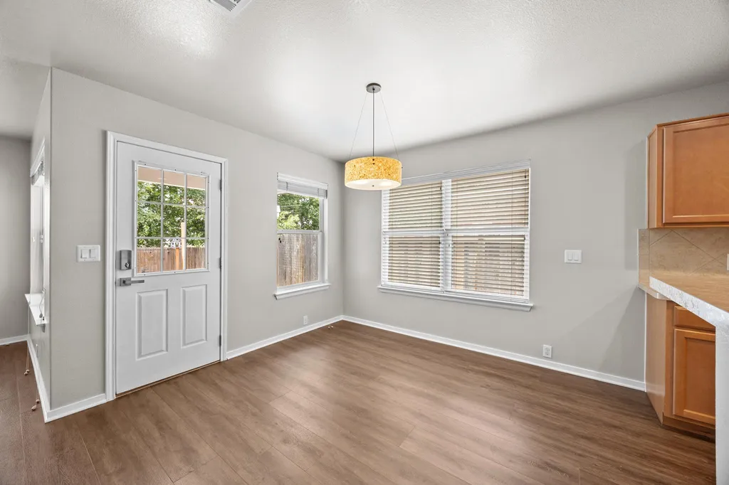 785 Kingfisher Lane Leander TX 78641