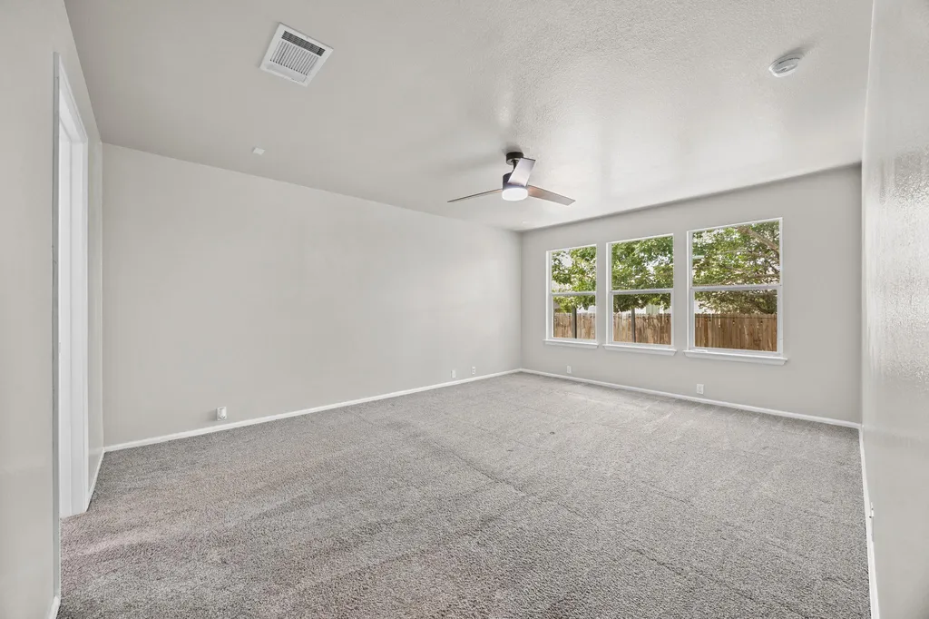 785 Kingfisher Lane Leander TX 78641