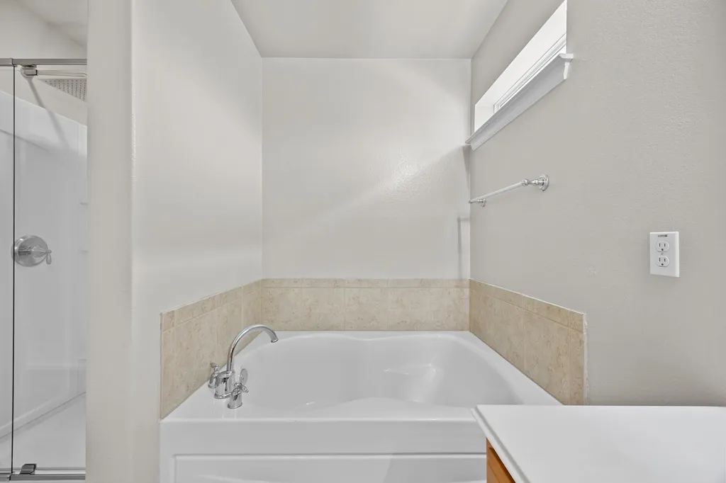 785 Kingfisher Lane Leander TX 78641
