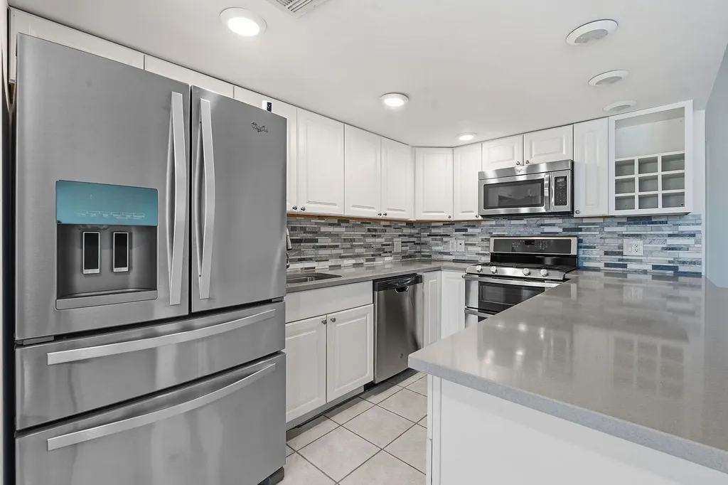 5601 Woodrow Avenue Austin TX 78748