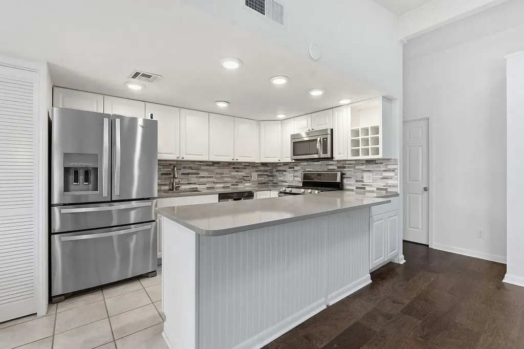 5601 Woodrow Avenue Austin TX 78748