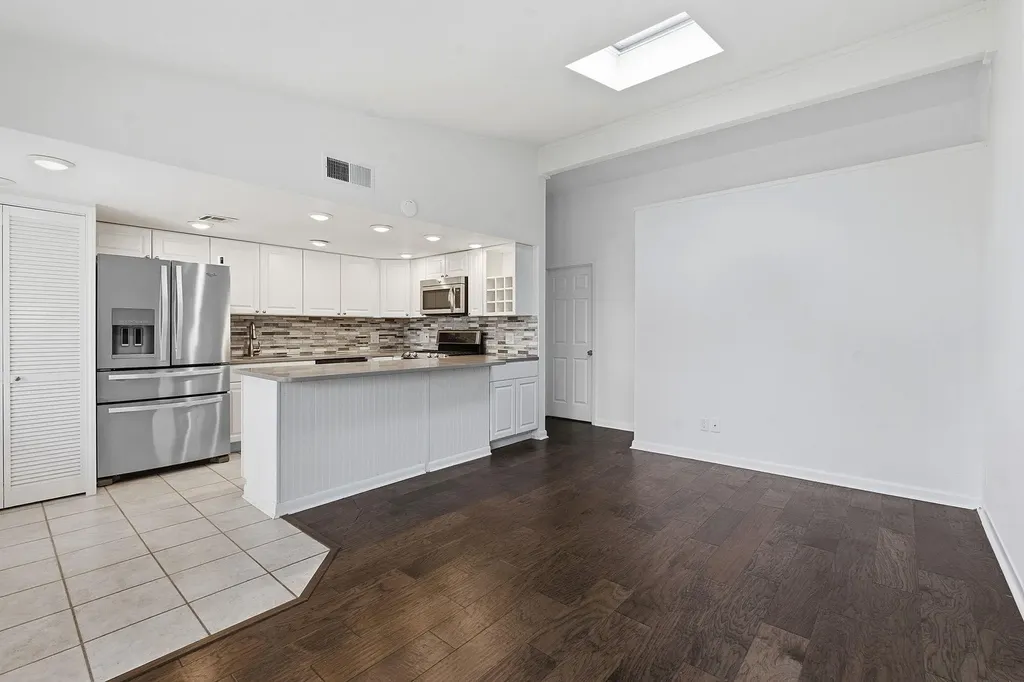 5601 Woodrow Avenue Austin TX 78748