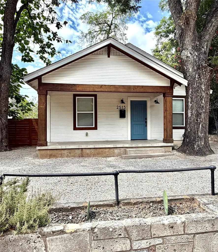 2513 E Cesar Chavez Street Austin TX 78702