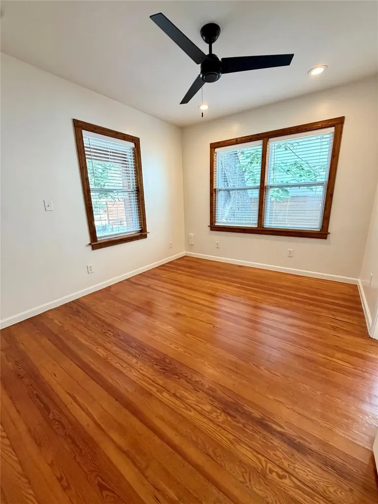 2513 E Cesar Chavez Street Austin TX 78702