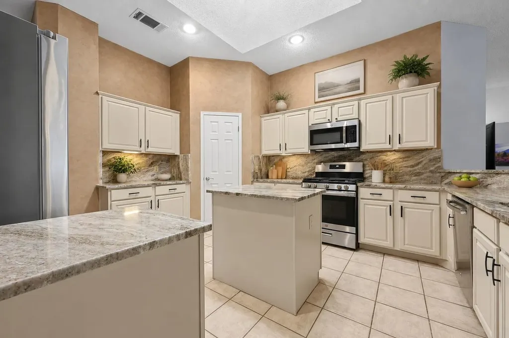 4110 Paseo Drive Austin TX 78739