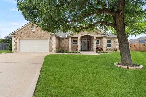 1902 Yuma Circle Killeen TX 76543