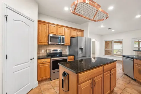 1902 Yuma Circle Killeen TX 76543