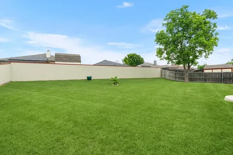 1902 Yuma Circle Killeen TX 76543