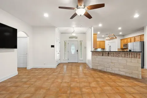 1902 Yuma Circle Killeen TX 76543