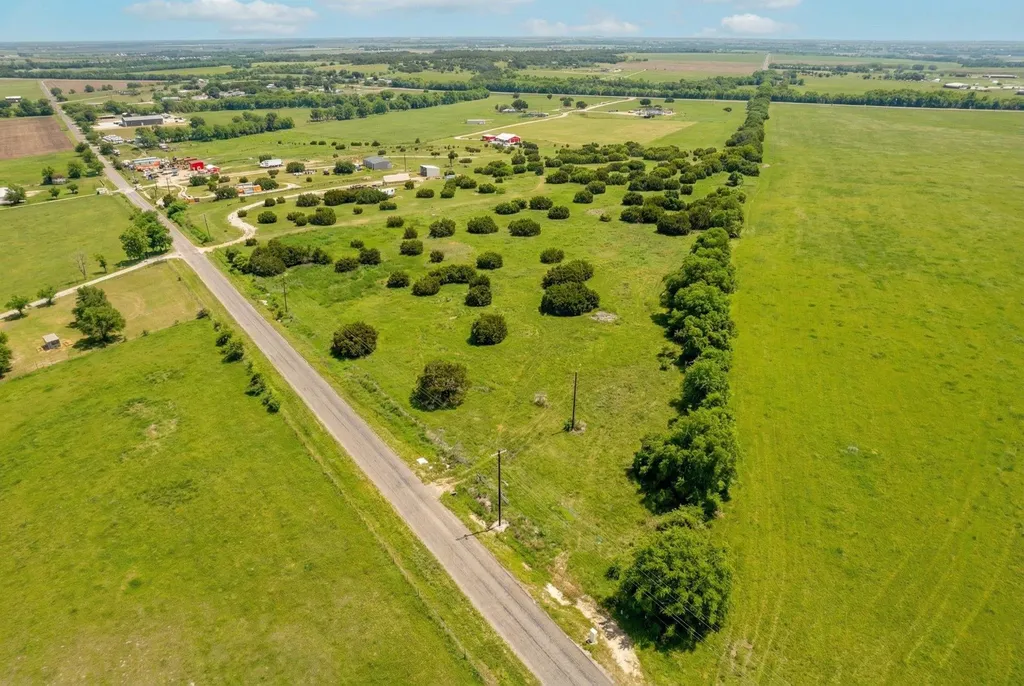 562 County Road 154 Georgetown TX 78626